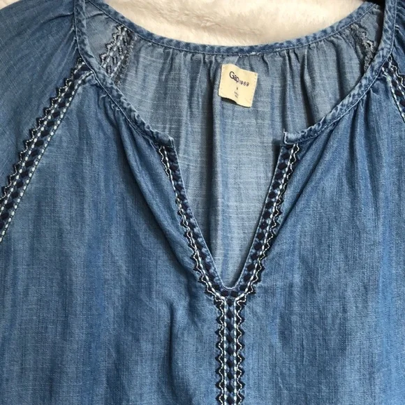 Gap Boho Embroidered Peasant Top Medium Balloon Sleeve - Picture 5 of 13